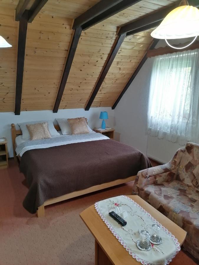 Hotel House Jezerka Jezerce Esterno foto